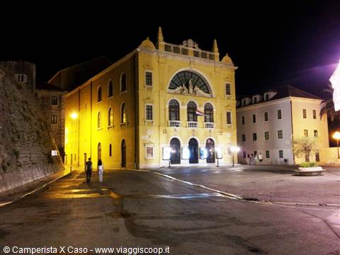 Spalato by night