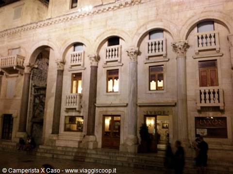 Spalato by night