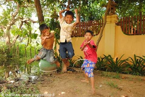 Bambini, Cambogia