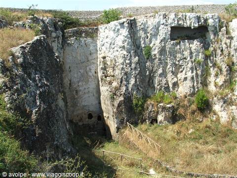Palazzolo Acreide, tombe all'Akrai