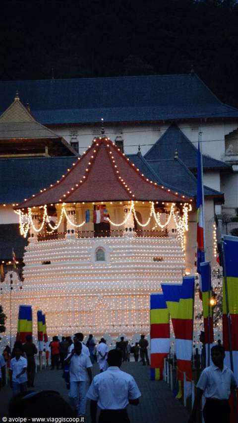 Kandy, Tempio del Dente di Buddha