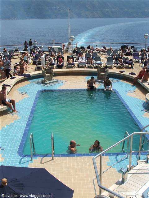 la piscina dei grandi