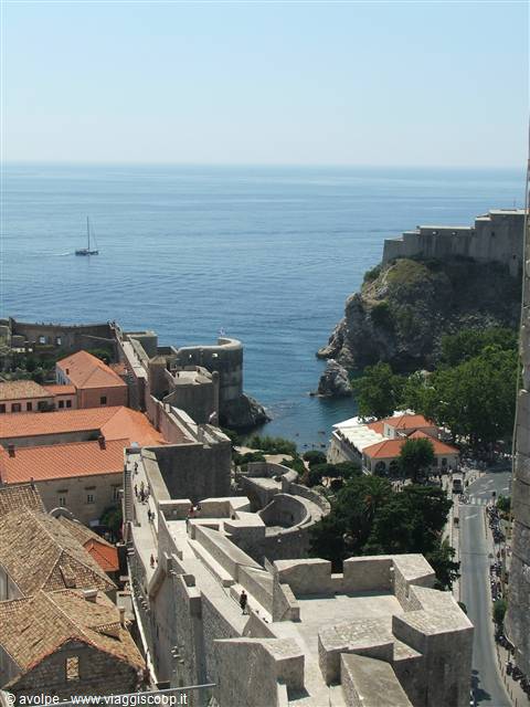 Dubrovnik, spazi rubacchiati