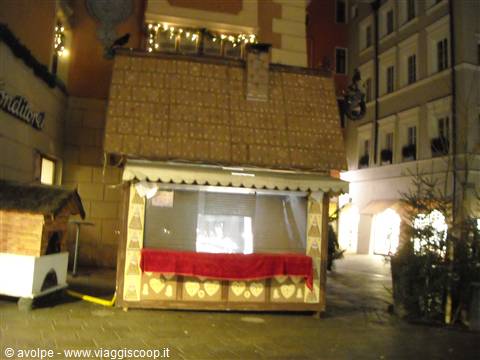 casetta col tetto di marzapane...