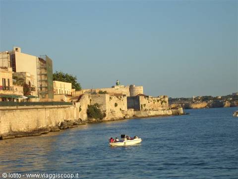 Ortigia di Siracusa: lungomare
