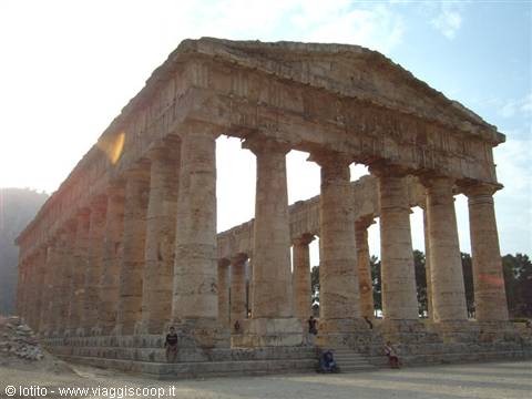 Segesta: Tempio