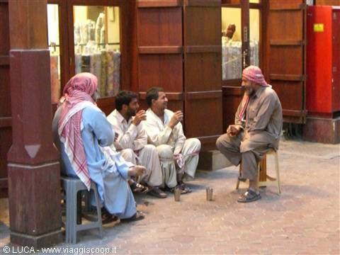 Souq tessile - momento del te...