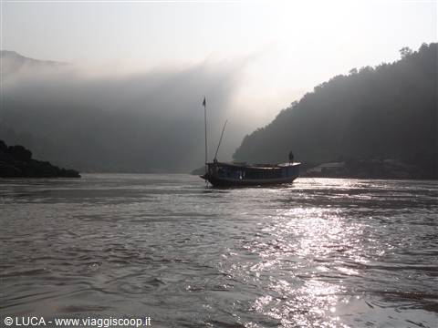 2 giorni lungo il Mekong ...