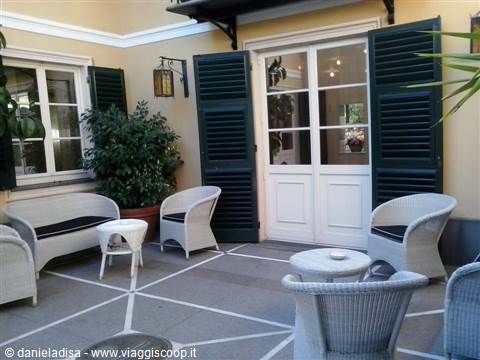 RECCO - HOTEL VILLA LA MANUELINA