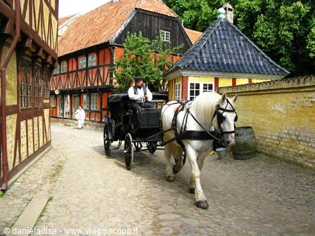 AARHUN - DEN GAMLE BY