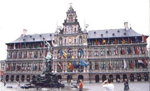 Anversa - Stadthuis
