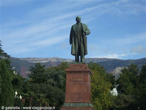 yalta - statua Lenin