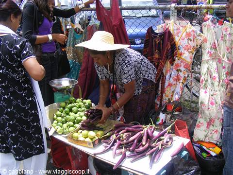 mercato flacq