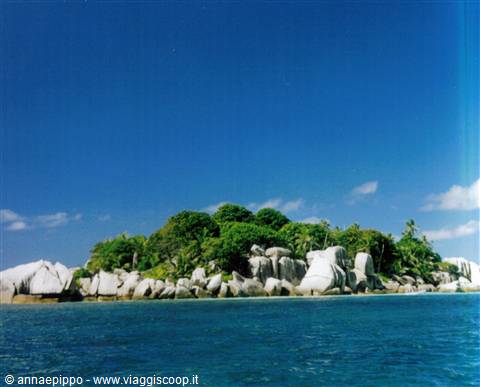 LA BELLA COCO ISLAND