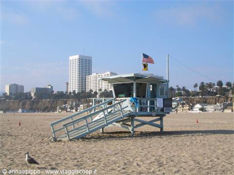 POSTAZIONE DEI BAYWATCH A SANTA MONICA