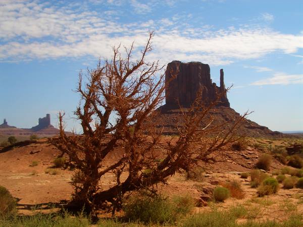 MONUMENT VALLEY