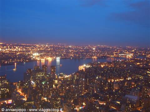 NY BY NIGHT (DALL'EMPIRE S.B.)
