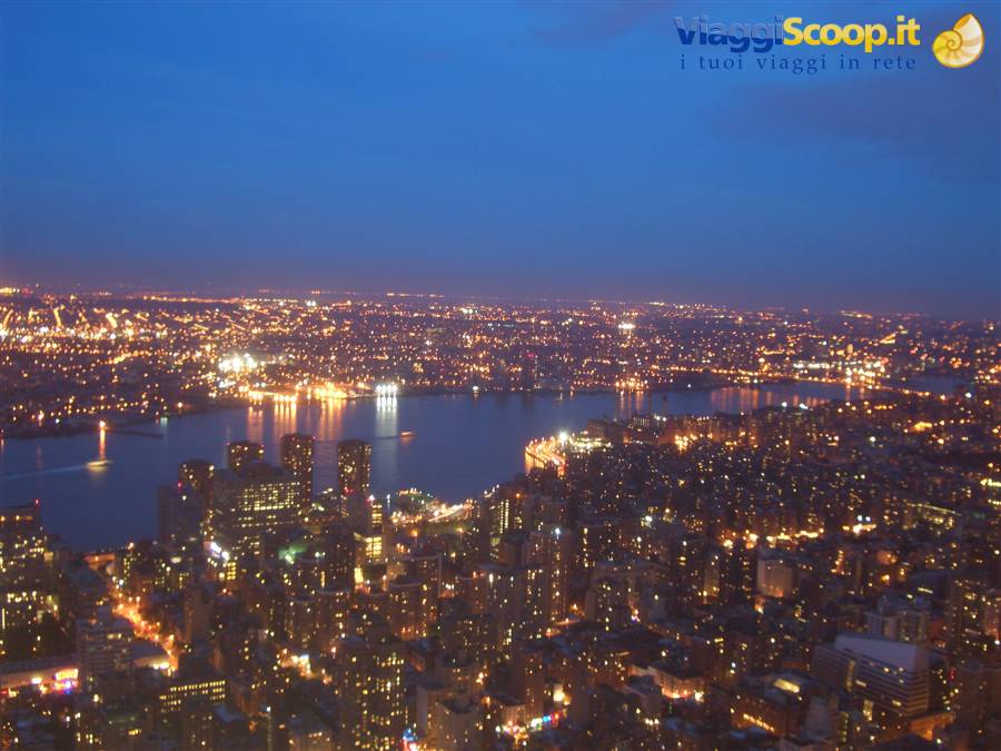 NY BY NIGHT (DALL'EMPIRE S.B.)