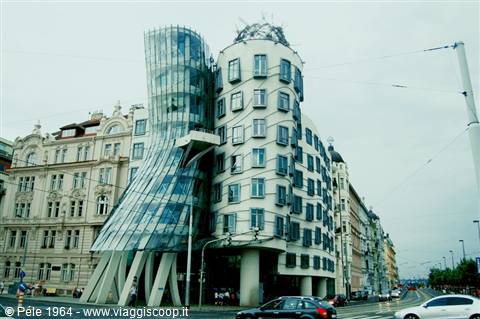 La Casa Danzante di Praga (il palazzo dedicato a Fred e Ginger)