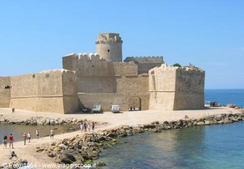 Le Castella