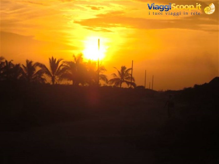 TRAMONTO DI FUOCO A WATAMU