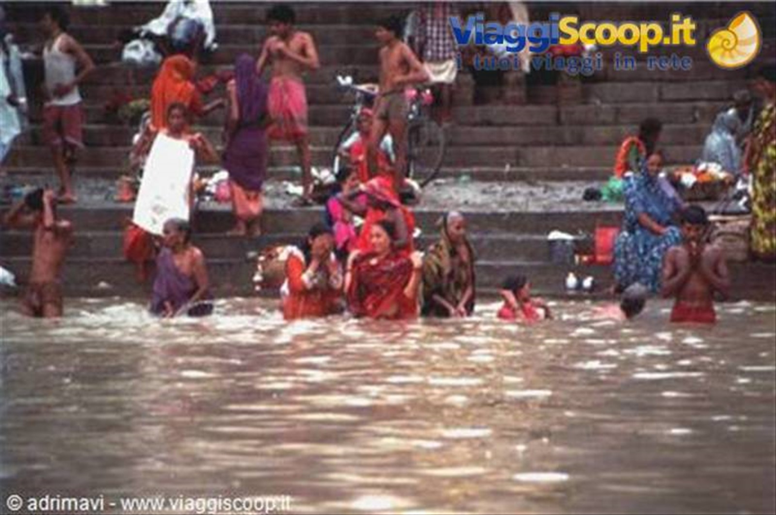 ghat abluzioni nel Gange - Varanasi