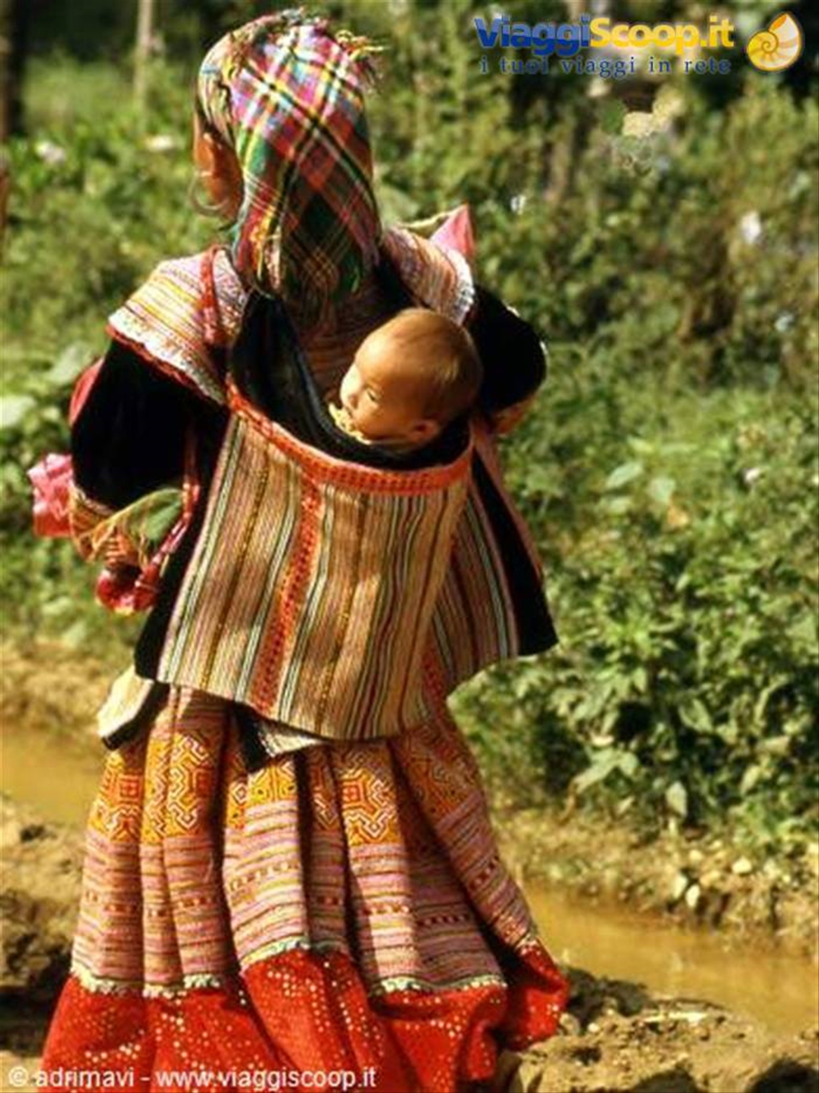h'mong fioriti - mamma e figlia