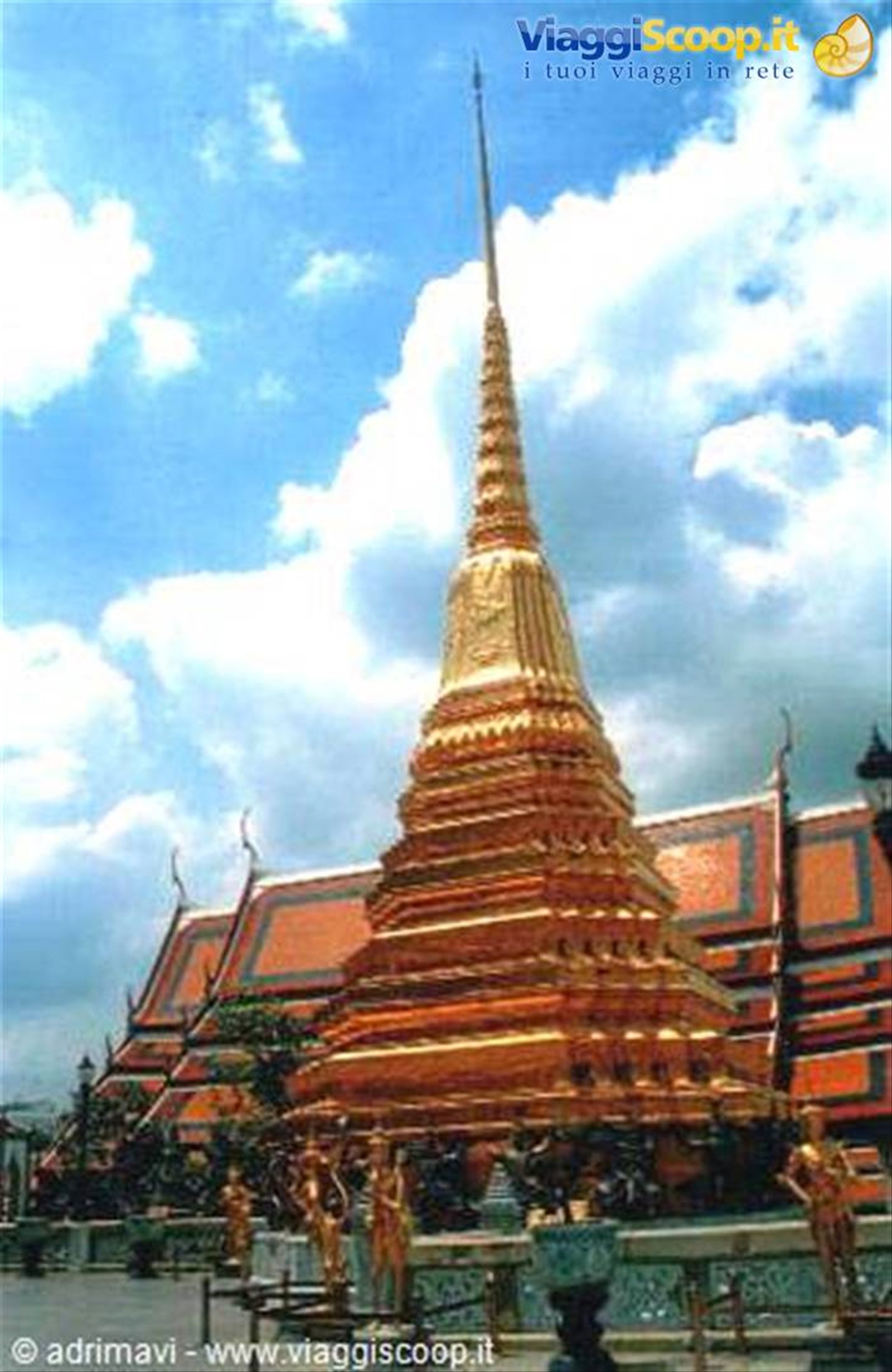 scorcio del Wat Ben Cha Ma Bo Pit - Bangkok