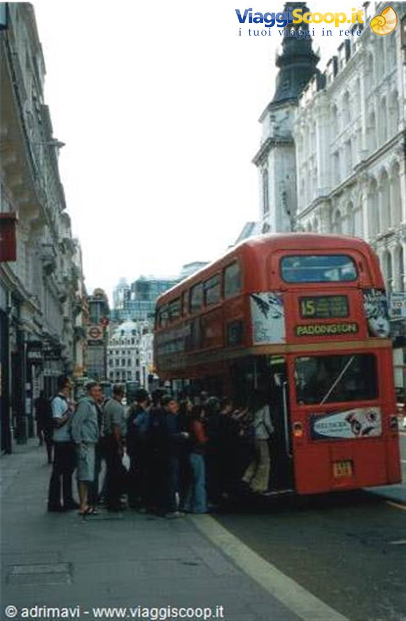 caratteristico bus a due piani - Londra