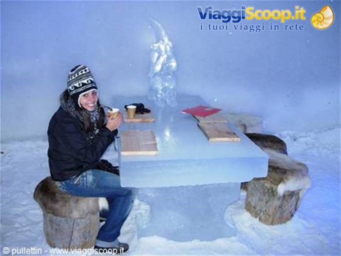 Igloo Bar