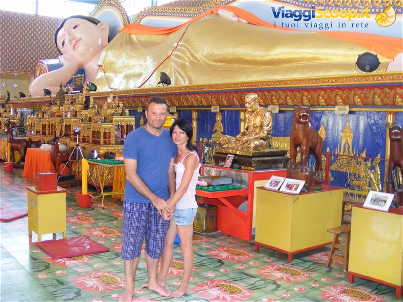 AI PIEDI DEL BUDDHA SDRAIATO!!