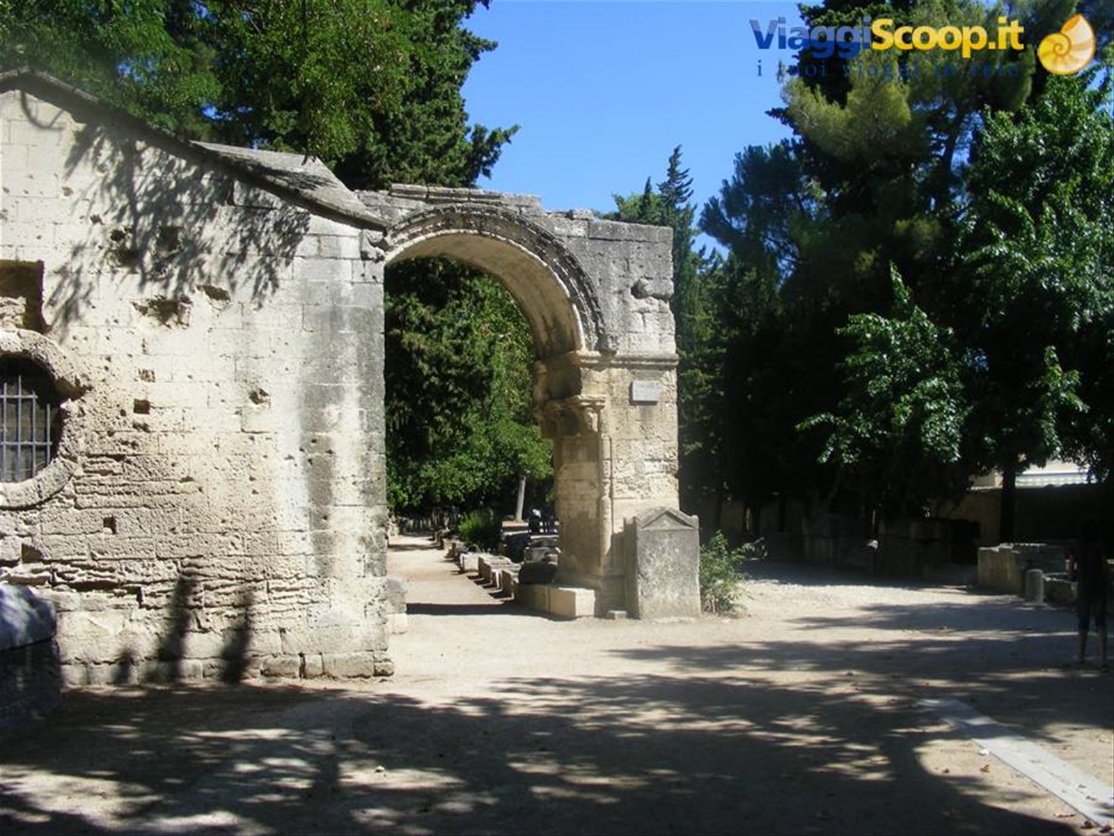 ARLES