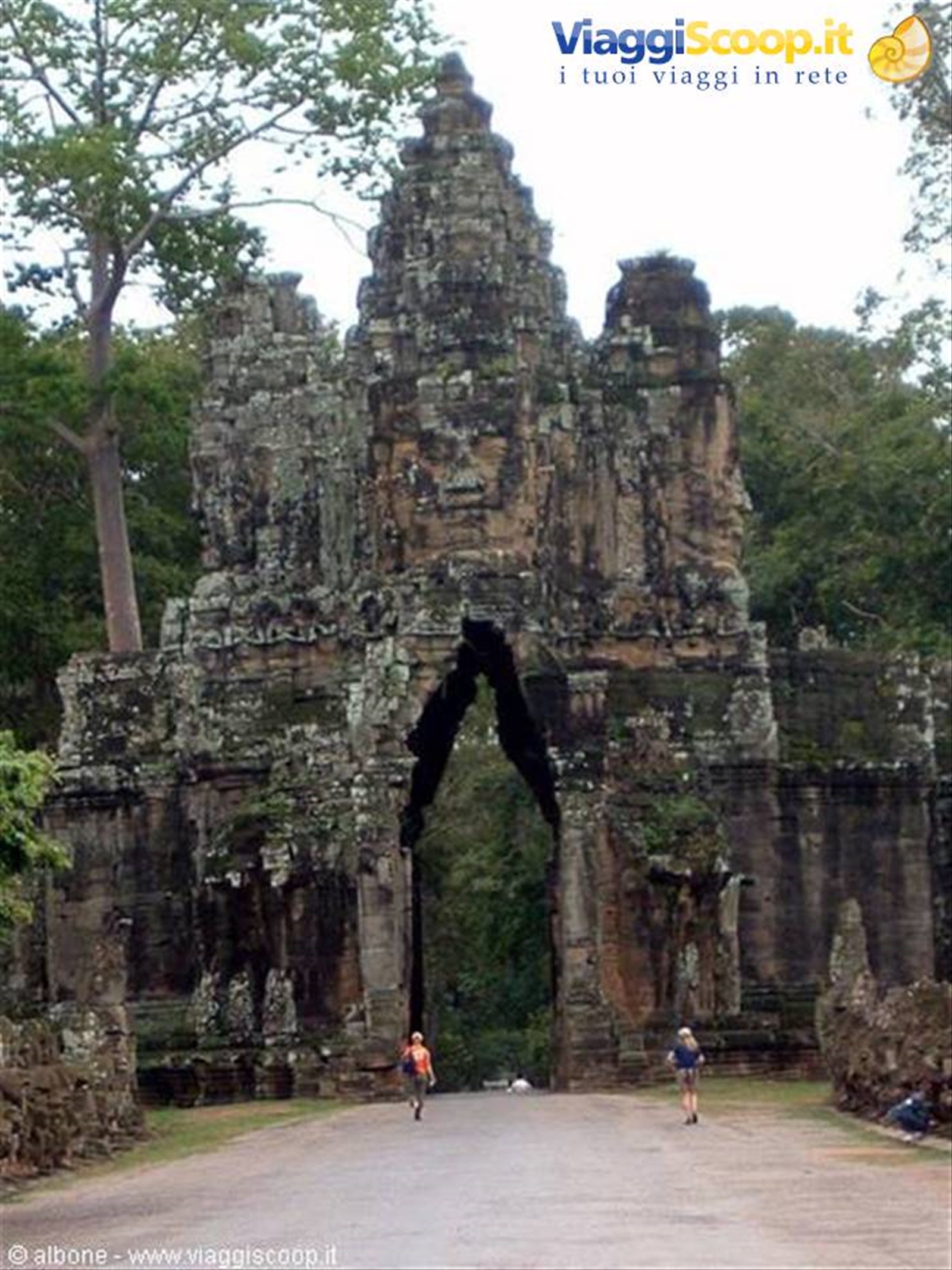 Angkor - Angkor Thom South Door
