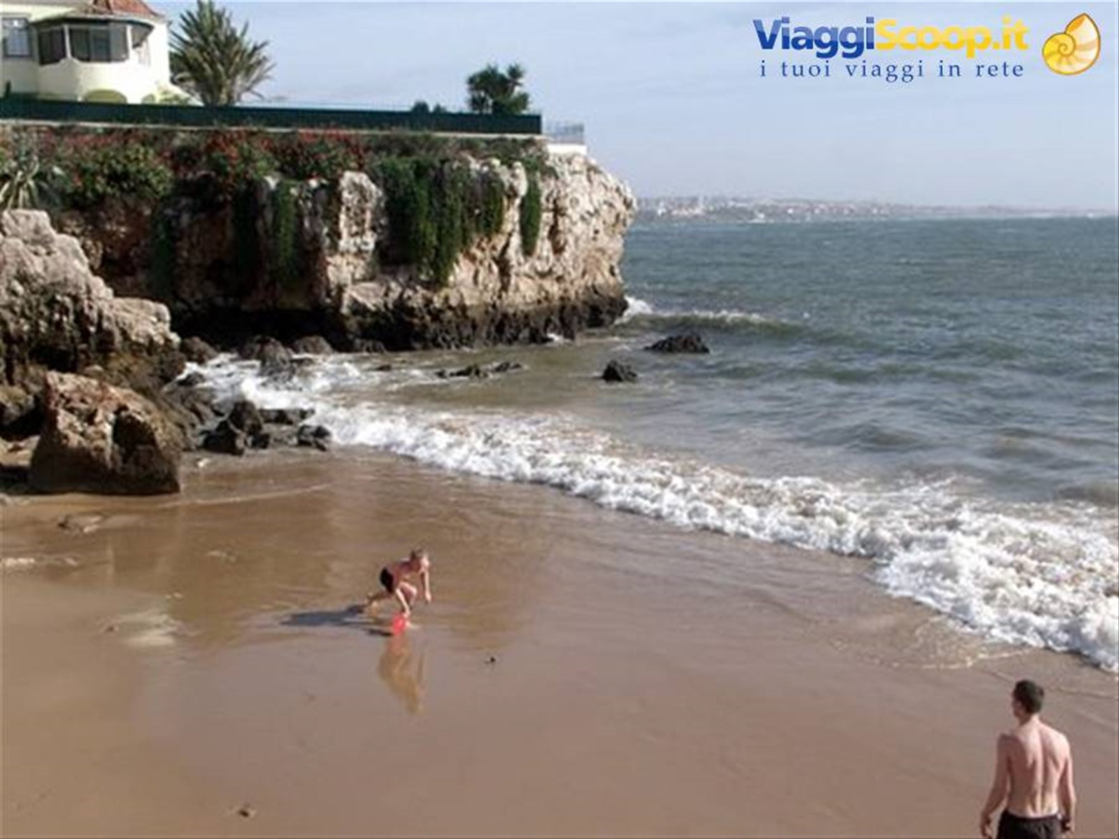 CASCAIS, SULL'ATLANTICO CON 21°C IL 28 DICEMBRE 2010