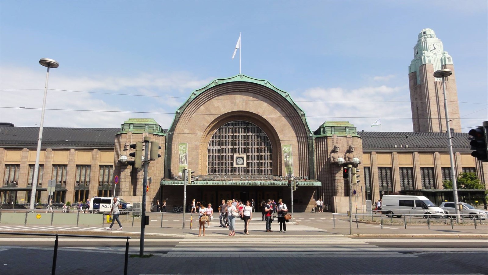 LA STAZIONE