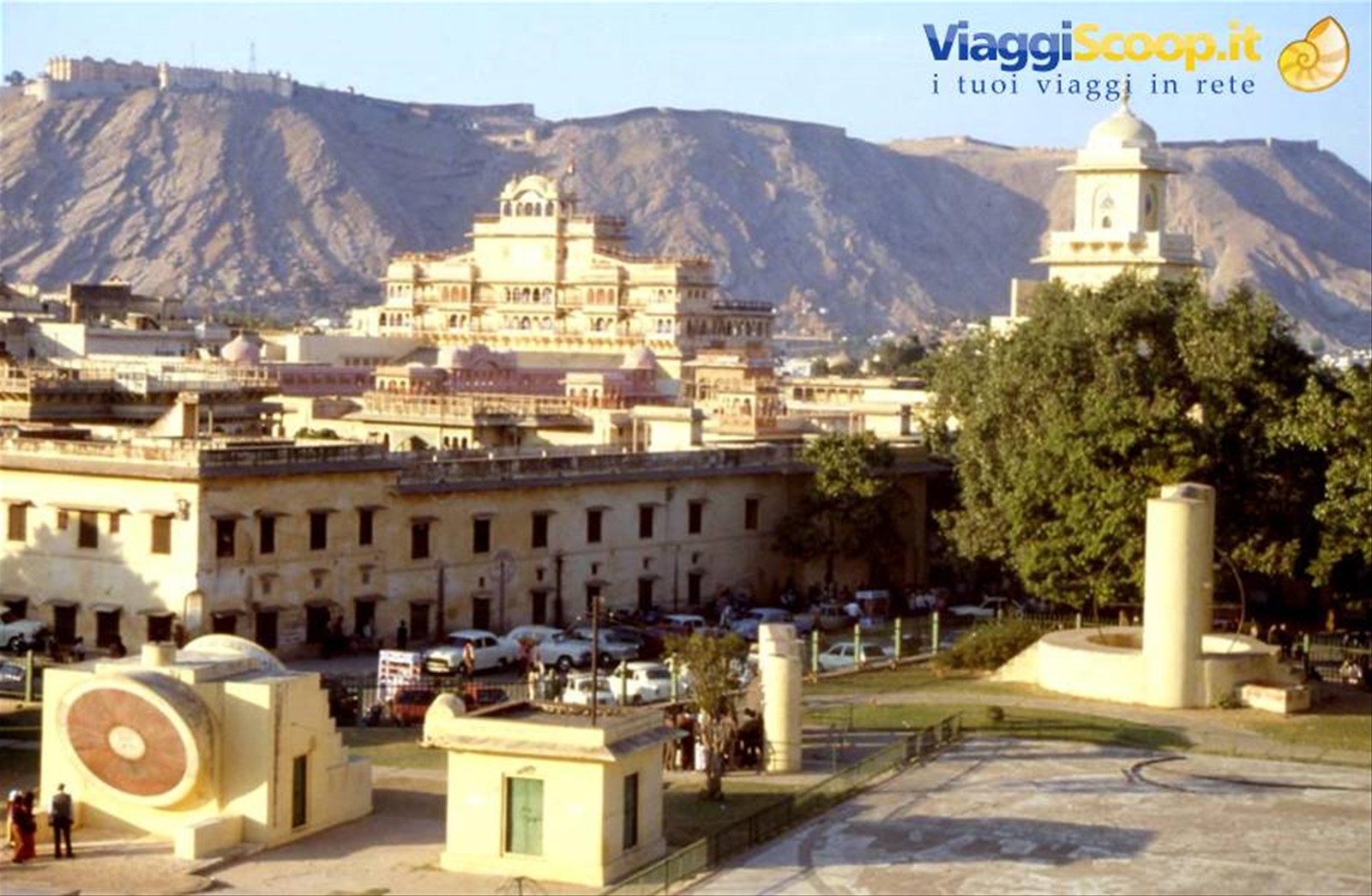 JAIPUR - PALAZZO DEL RAJHA - OROLOGI SOLARI