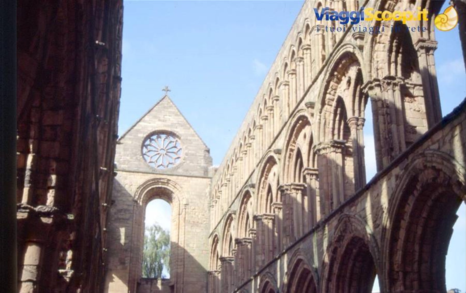 JEDBURG - CATTEDRALE