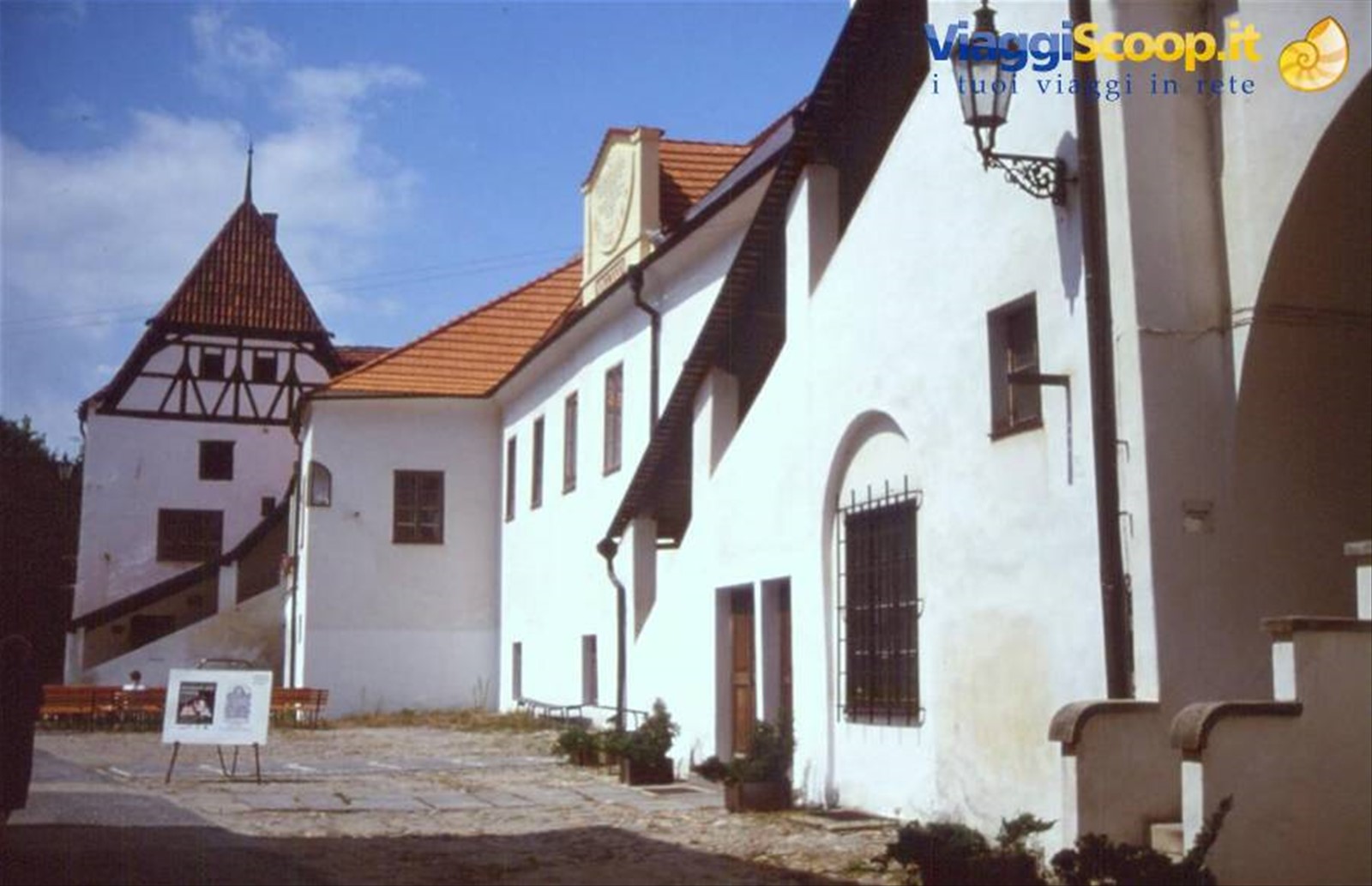 STRAKONICE