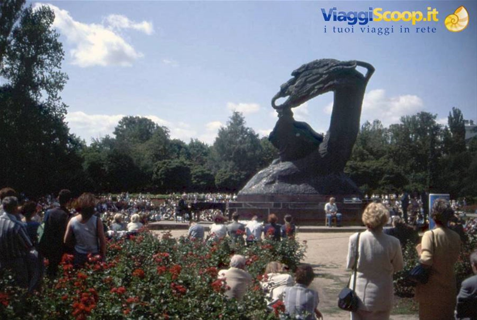 STATUA DI CHOPIN