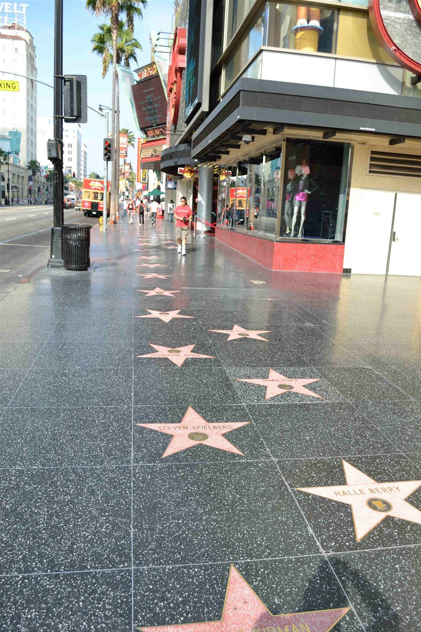 A passeggio nella strada delle star