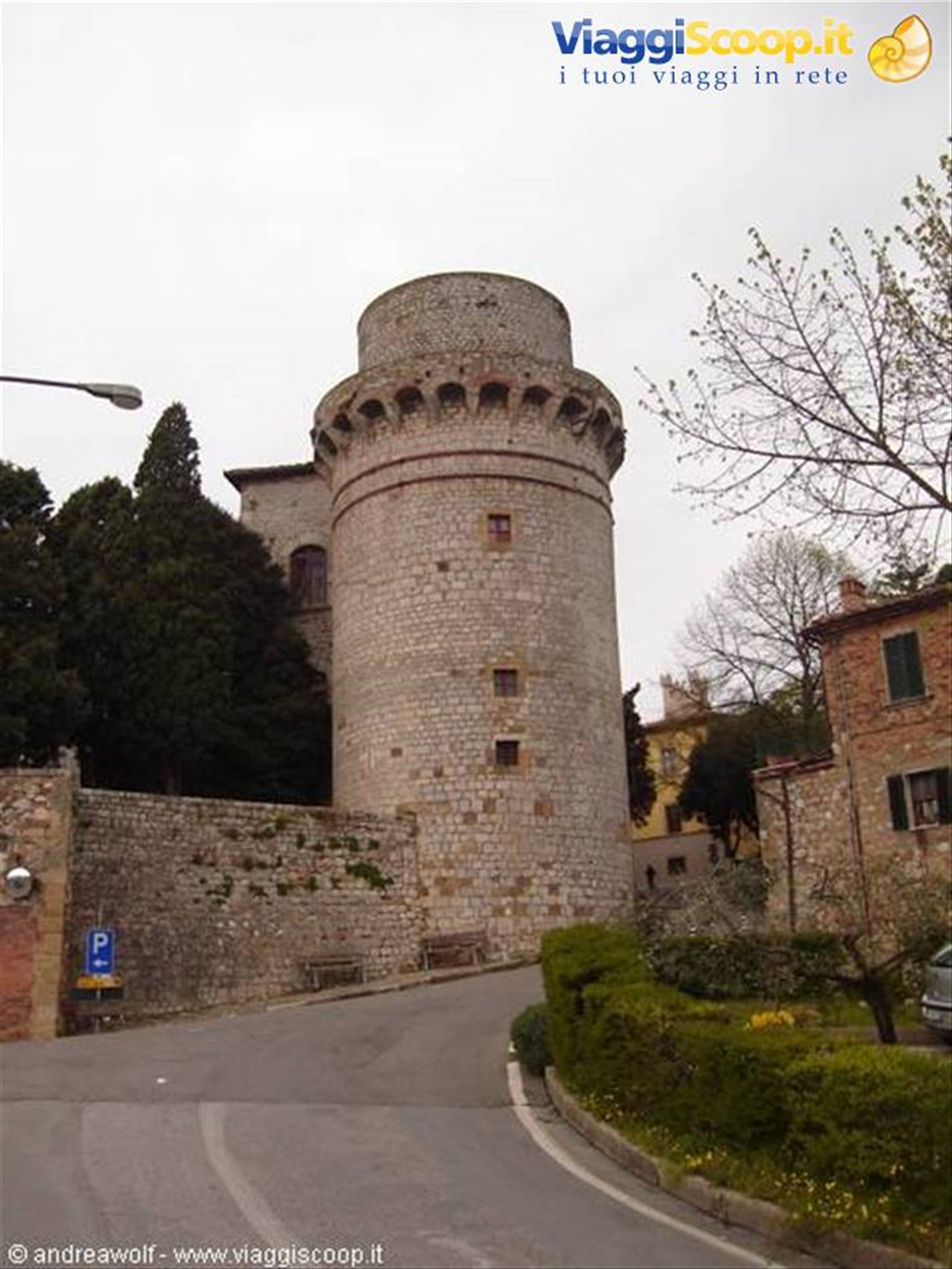 La torre del castello di Trequanda