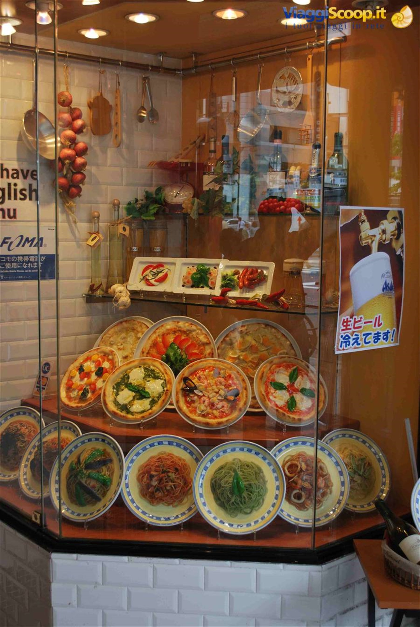 Mock up di cibo fuori i ristoranti