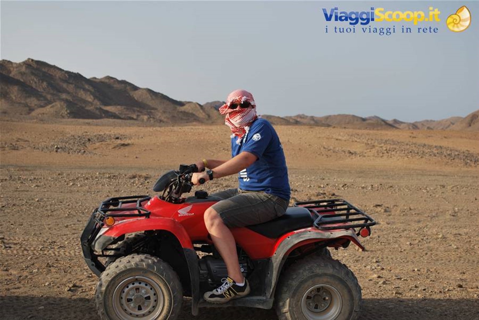 Giro in quad ne deserto