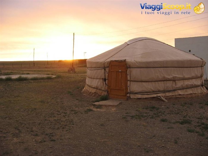 Tramonto al Tuvshin Camp