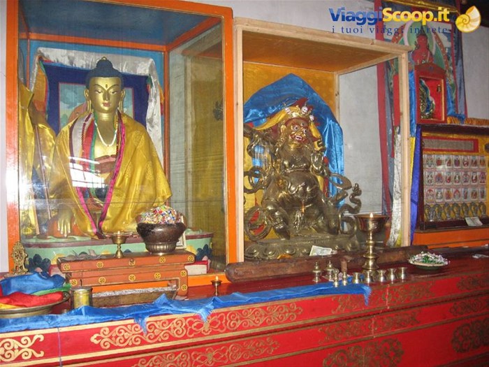 Interno monastero di Shankh Khiid
