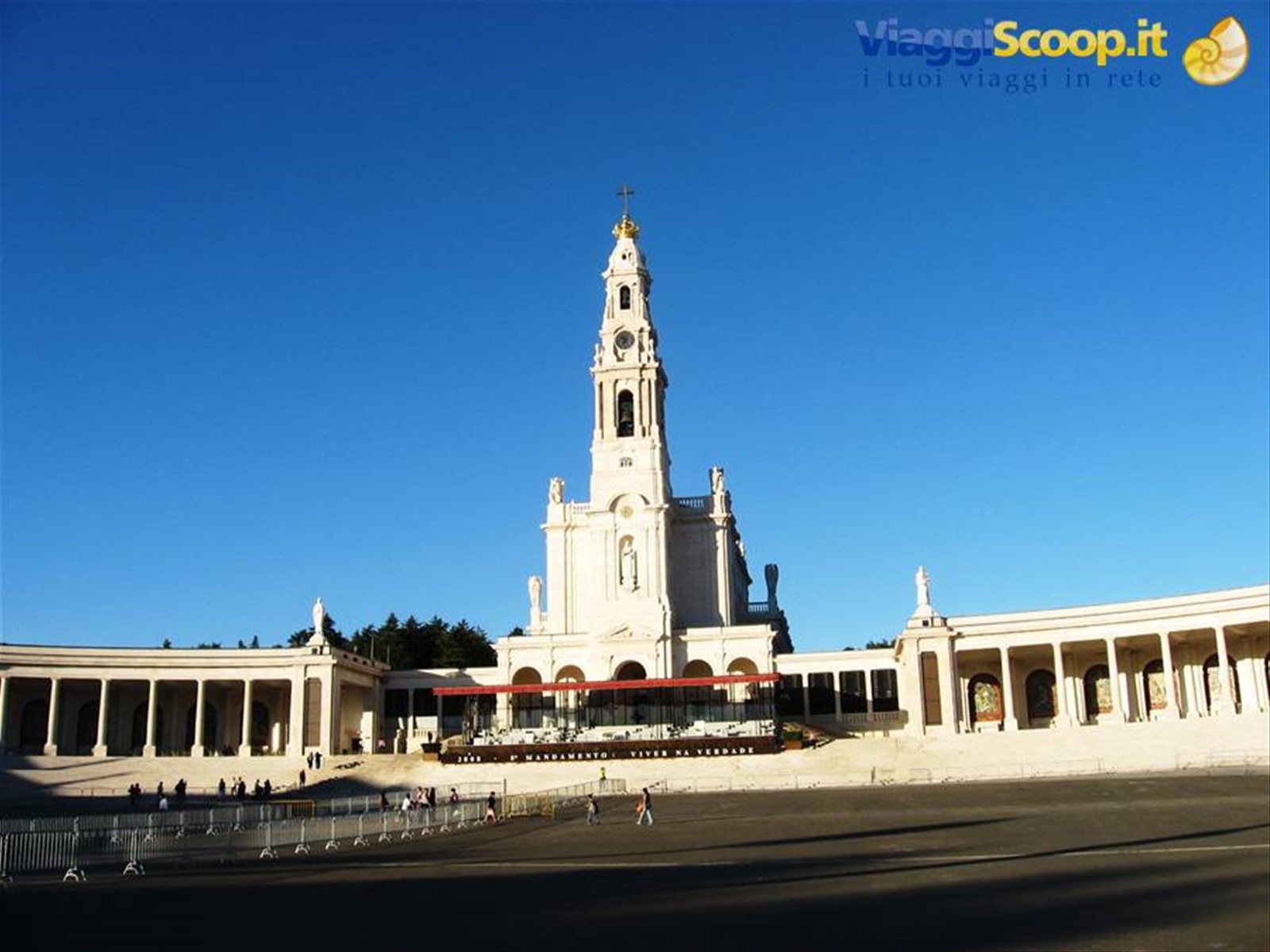 Fatima : la Basilica di Nostra Signora della Pace