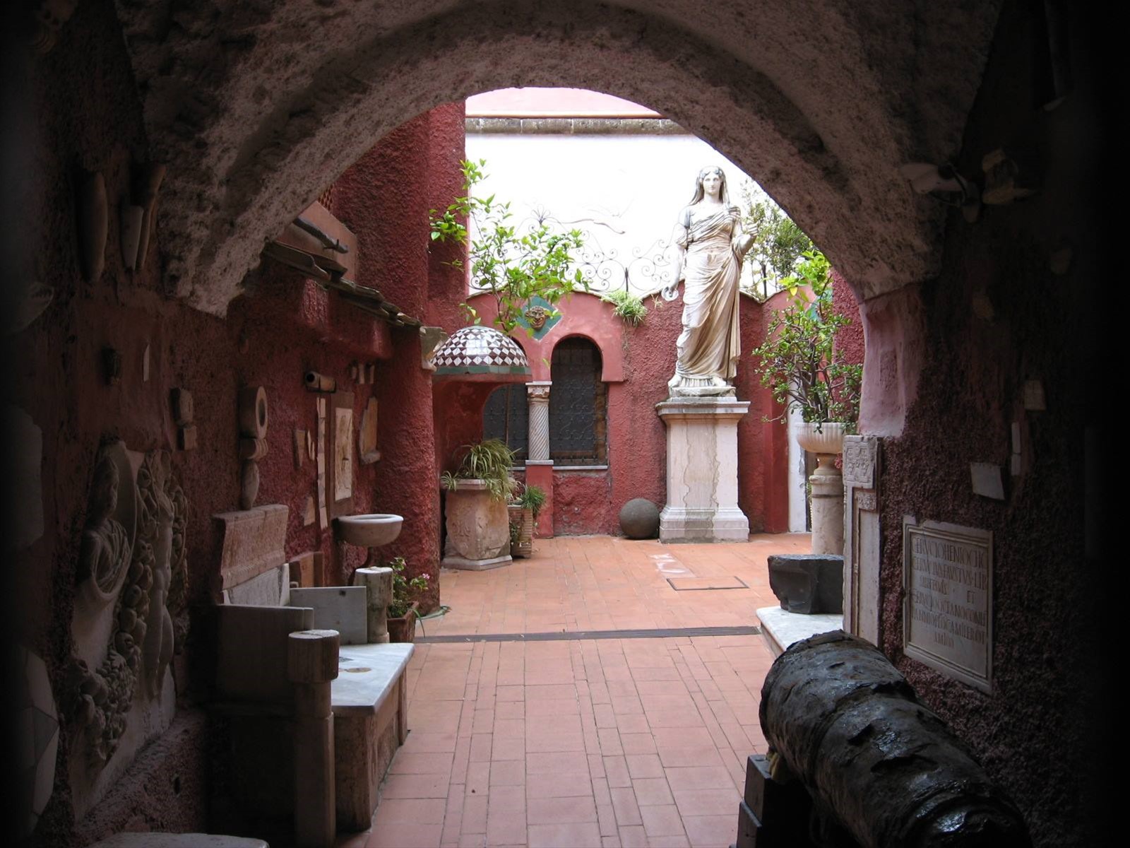Anacapri; la casa rossa