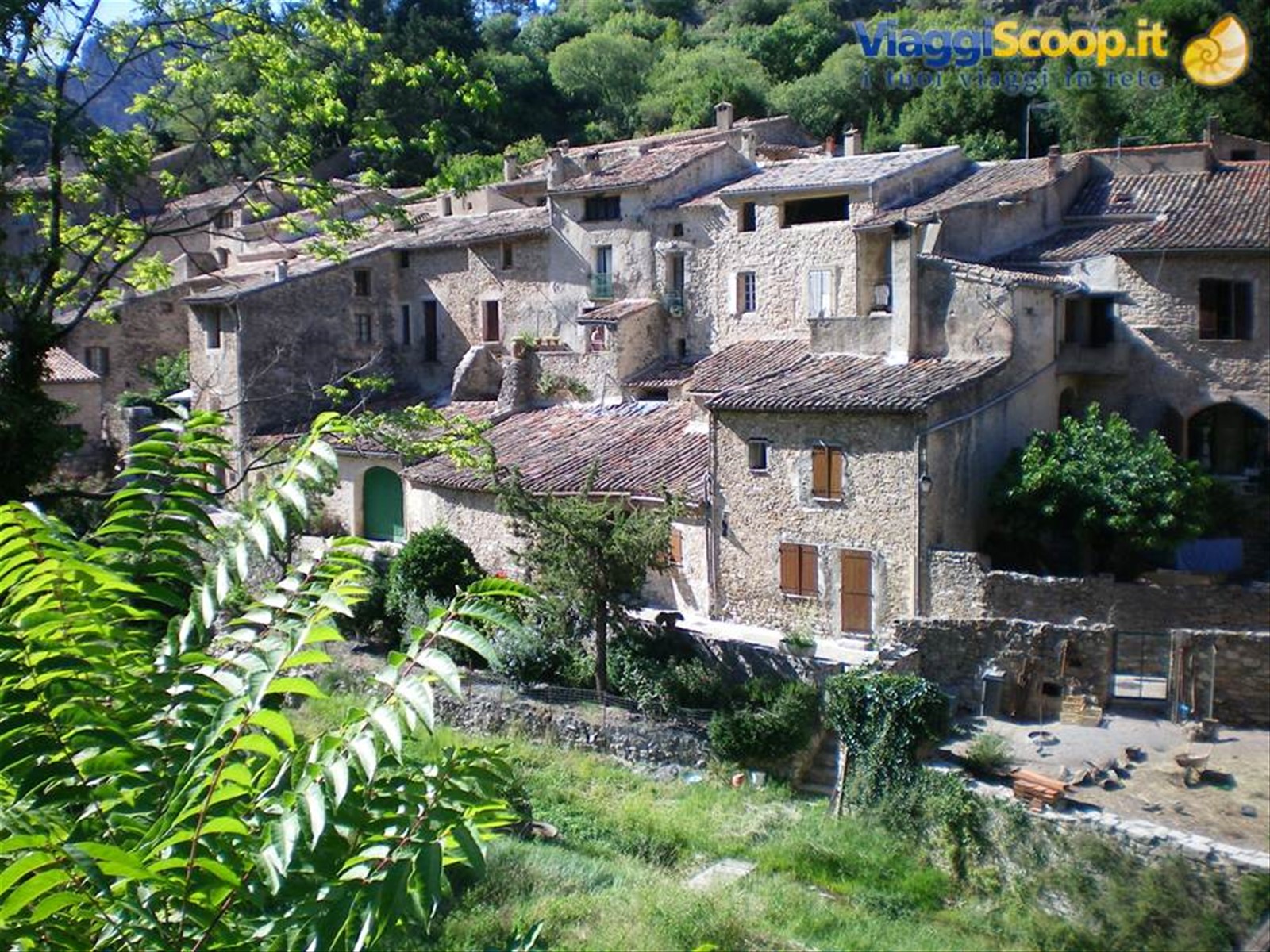 saint guilhem le desert