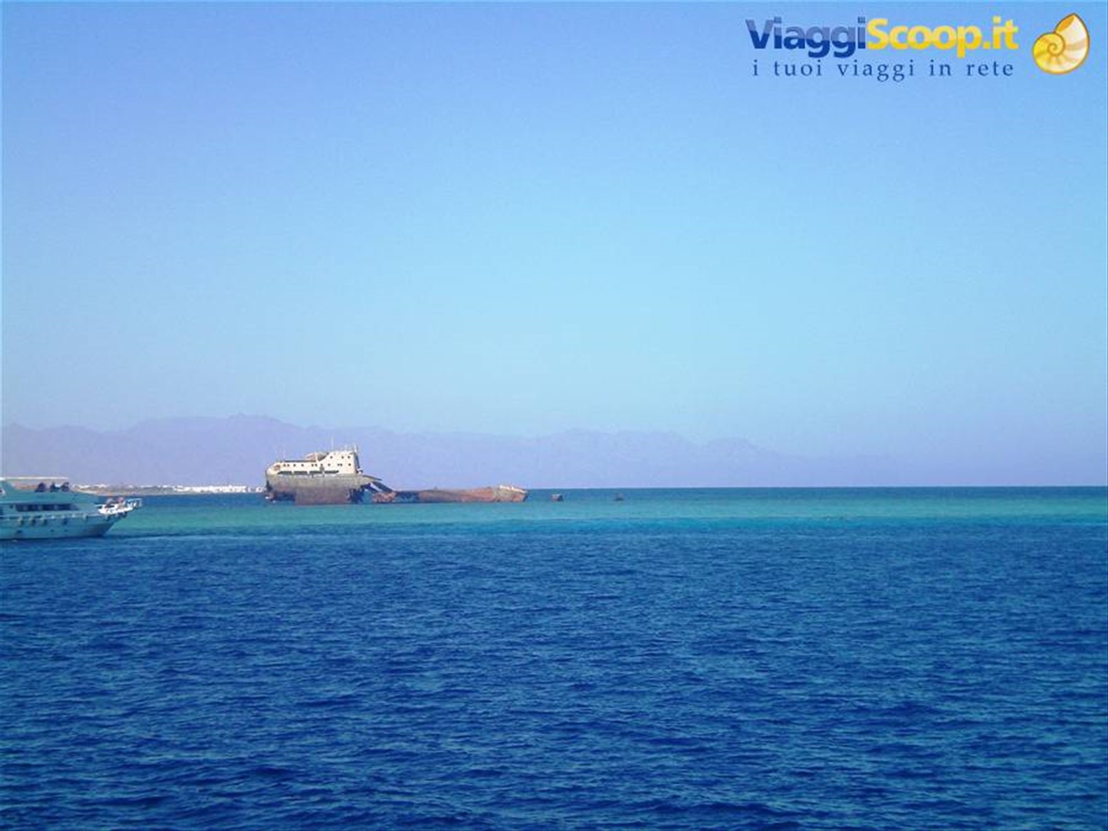 residuo di naufragio in mare di nave russa