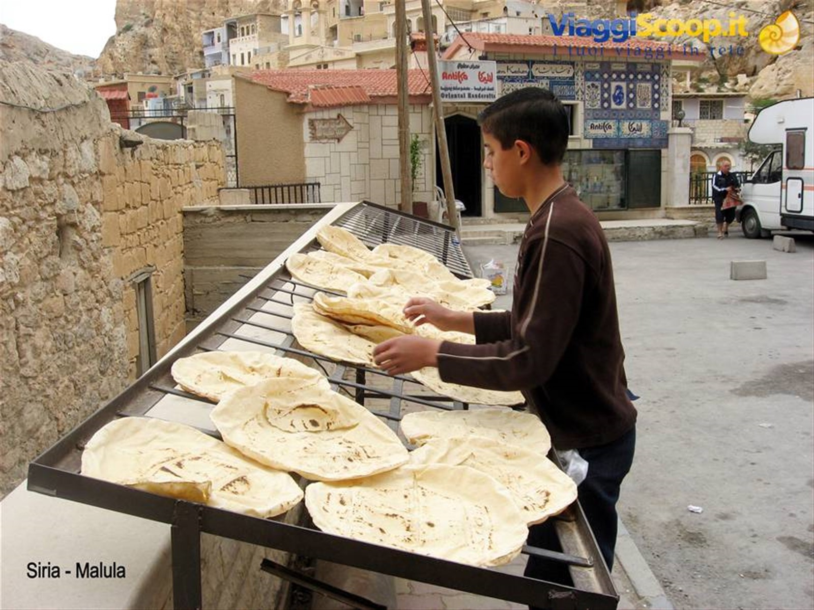 Siria - Malula - pane fresco